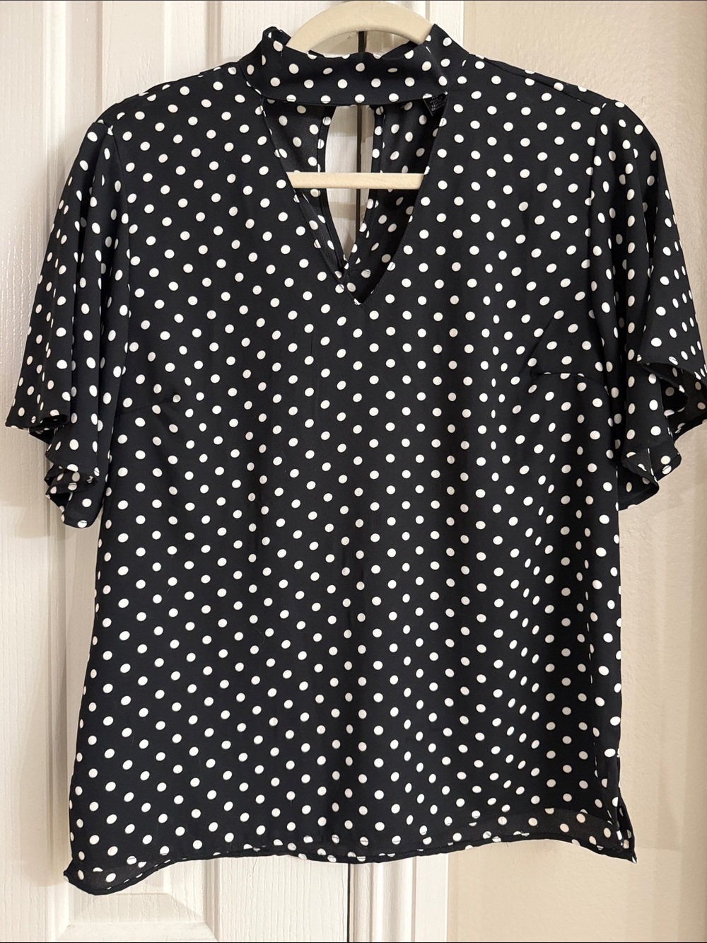 Black & White Polka Dot Chiffon Short Sleeve Top - Picture 1 of 2